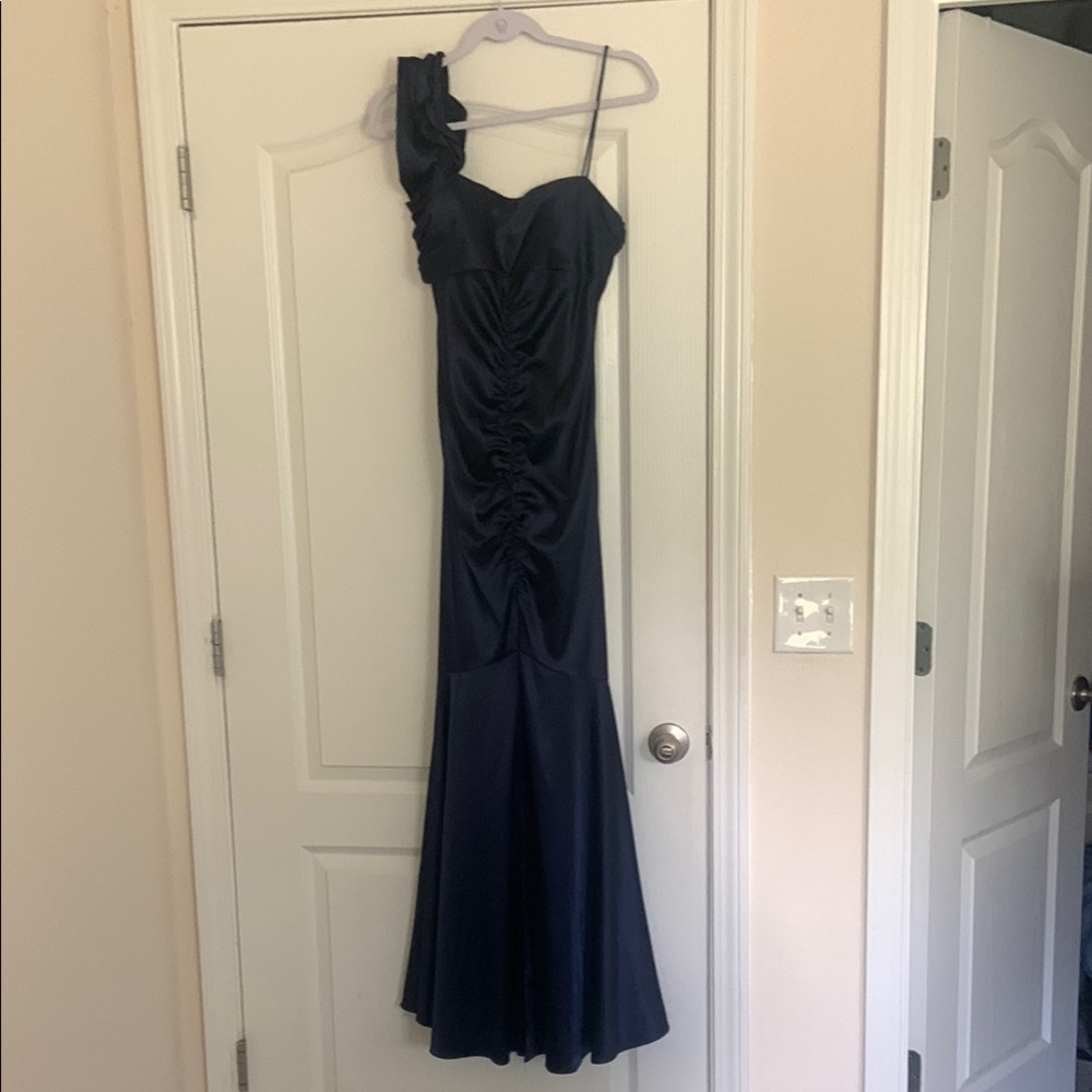 JUMP Apparel by Elegant Navy Blue One-Shoulder Dress 5/6